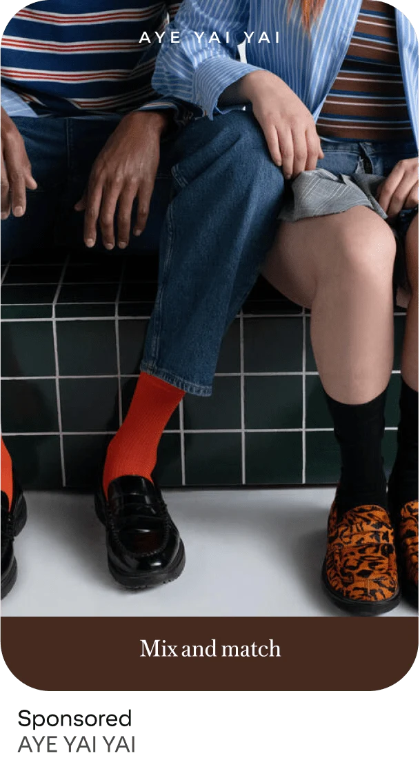 An ad titled “Mix and match” shows a close-up of two people sitting next to each wearing matching outfits.
